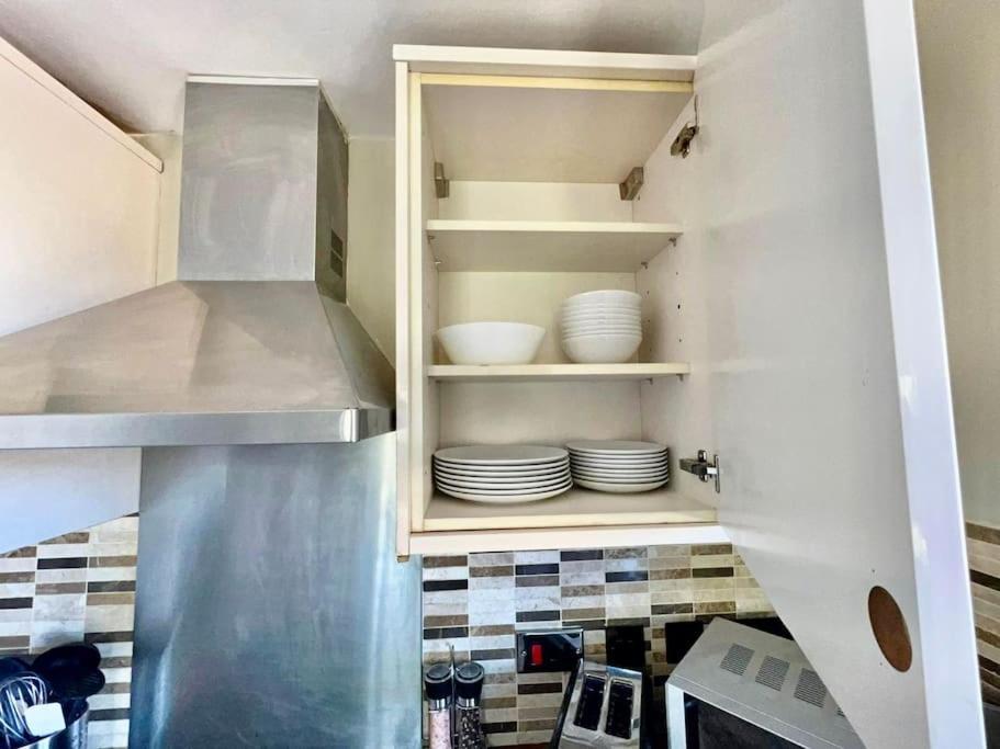 Lovely Two Bed Flat London Kültér fotó
